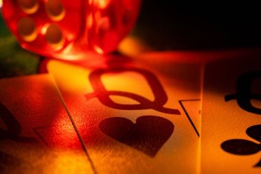 ড্রাগন অফ ডেমন্স — দুঃসাহসিক স্লট